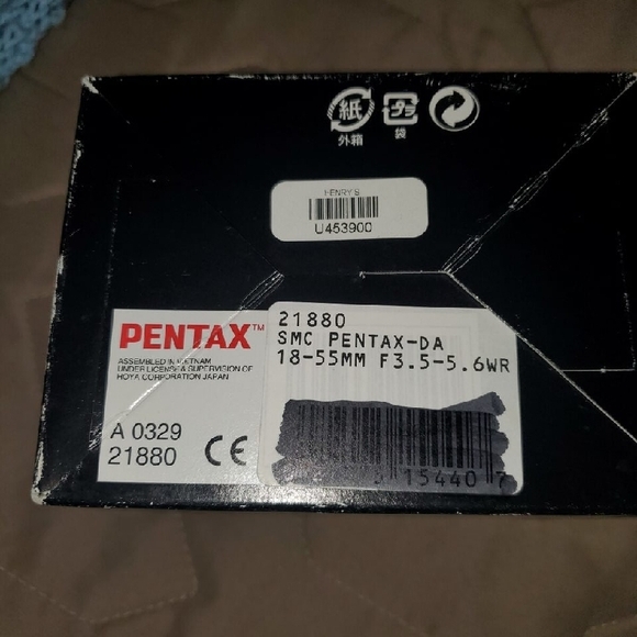 Pentax SMC DA 18-55mm F3.5-5.6 AL WR Digital Lens - Picture 4 of 4